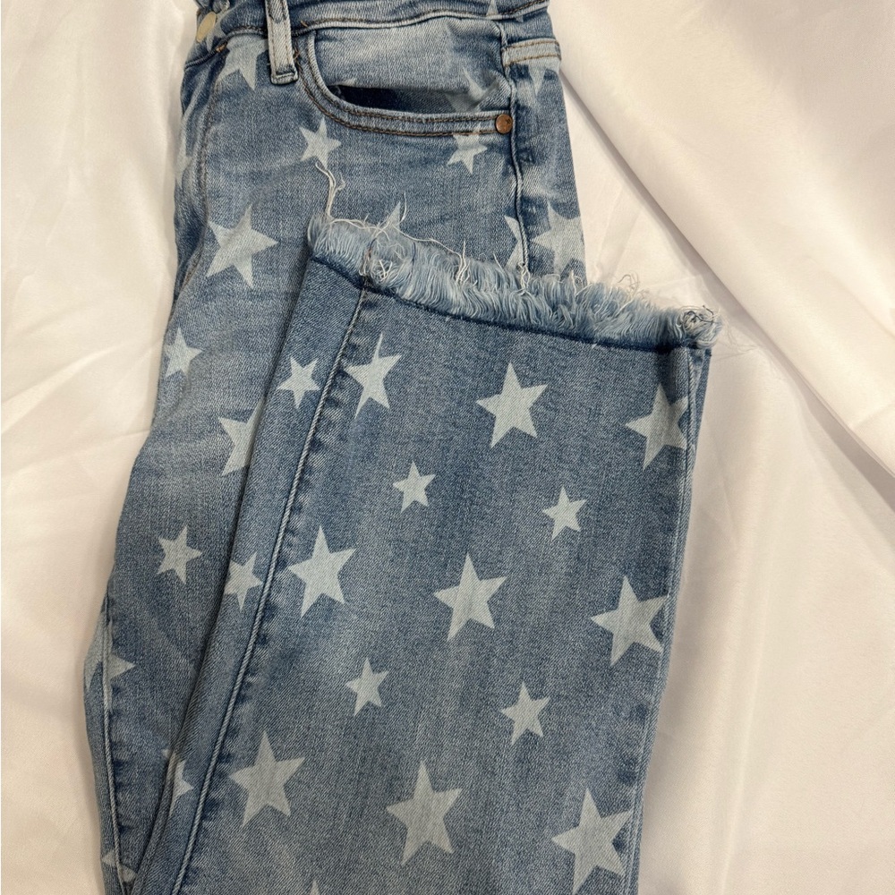Judy Blue Starry Light Blue Cropped Jeans